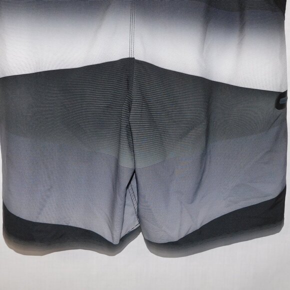 Point Zero Black Gray Striped Mens XL ( 1X ) Lined Board Shorts Swim - Picture 10 of 10